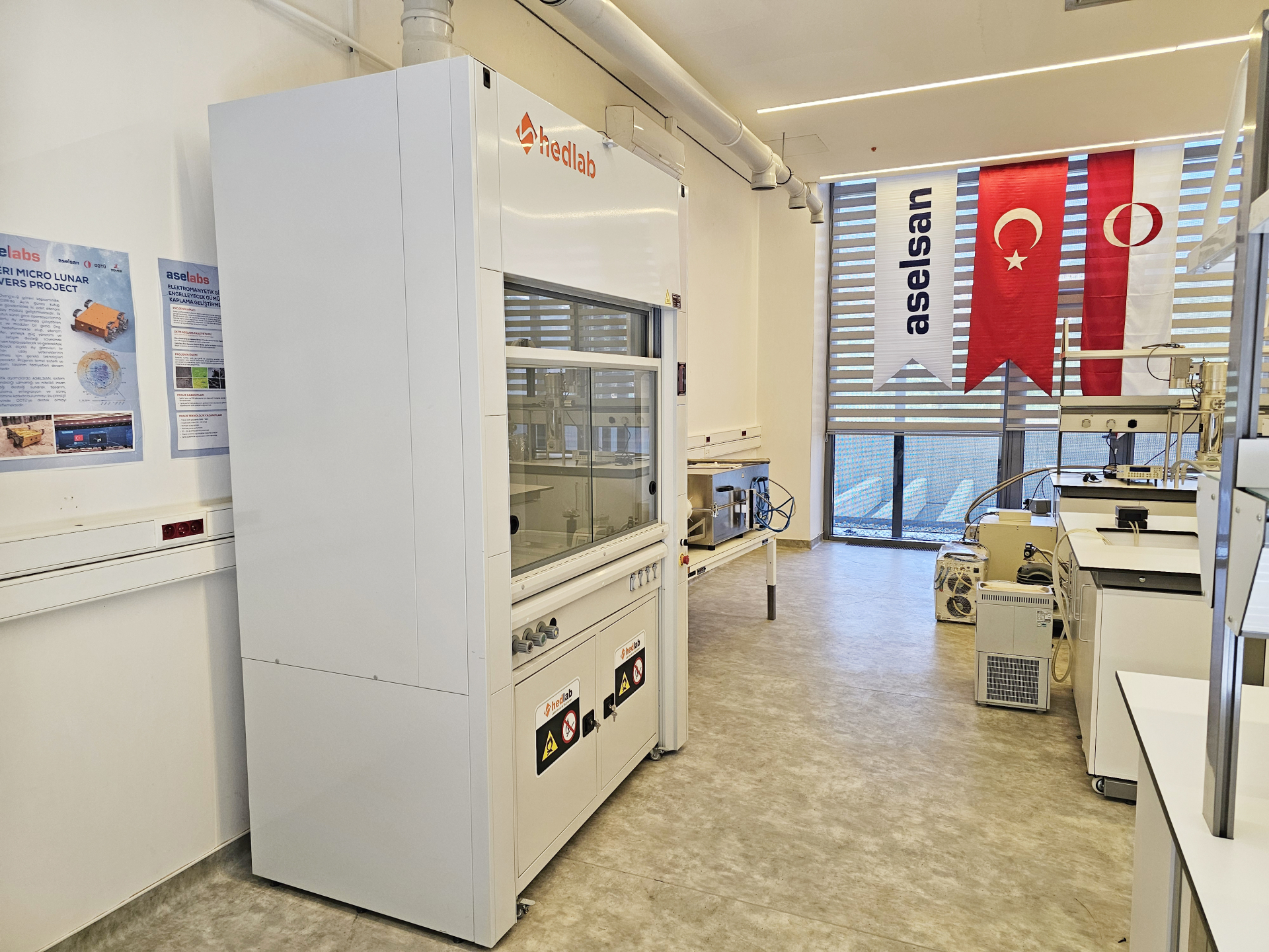 ASELABS laboratuvar alanı ve ileri malzeme araştırma ekipmanları